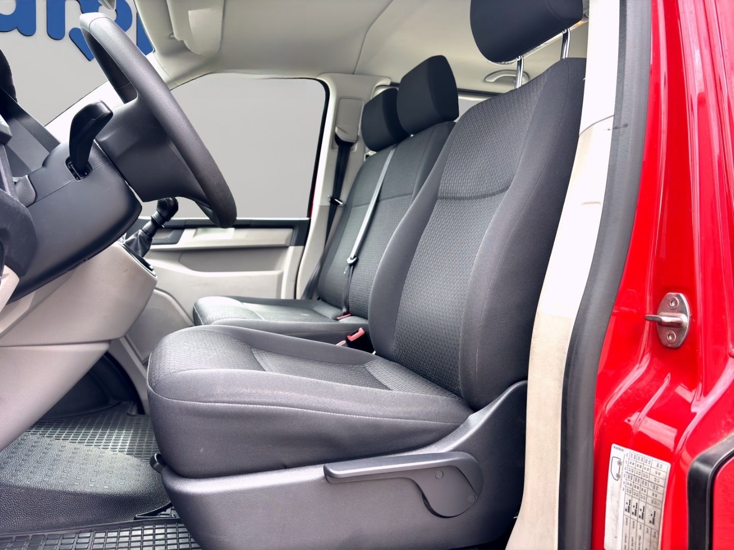 Volkswagen T6.1 Caravelle T6 2.0 TDI 9-SITZER,KLIMA,BT,BDC foto 7
