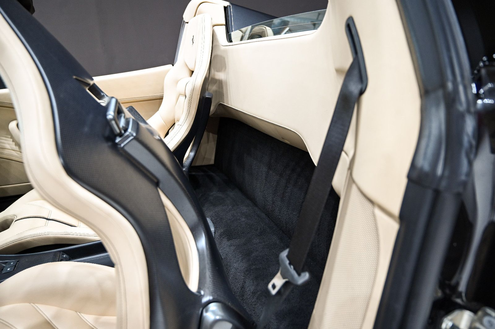 Ferrari 458 Spider *Carbon*Camera*Racing Seats*Lift* foto 15