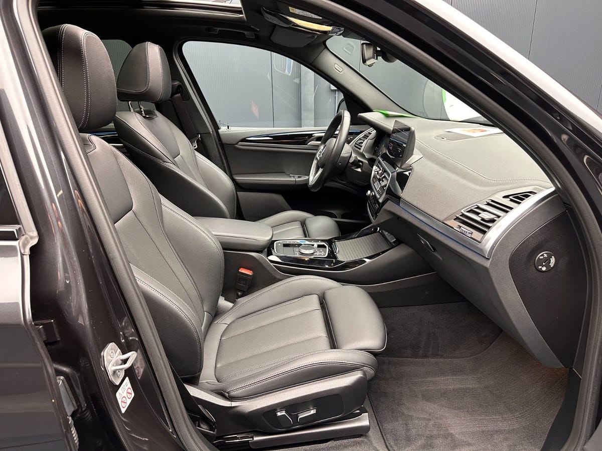 BMW iX3 Inspiring *20Zoll*PANORAMA*AHK*Shadow-Line* foto 11