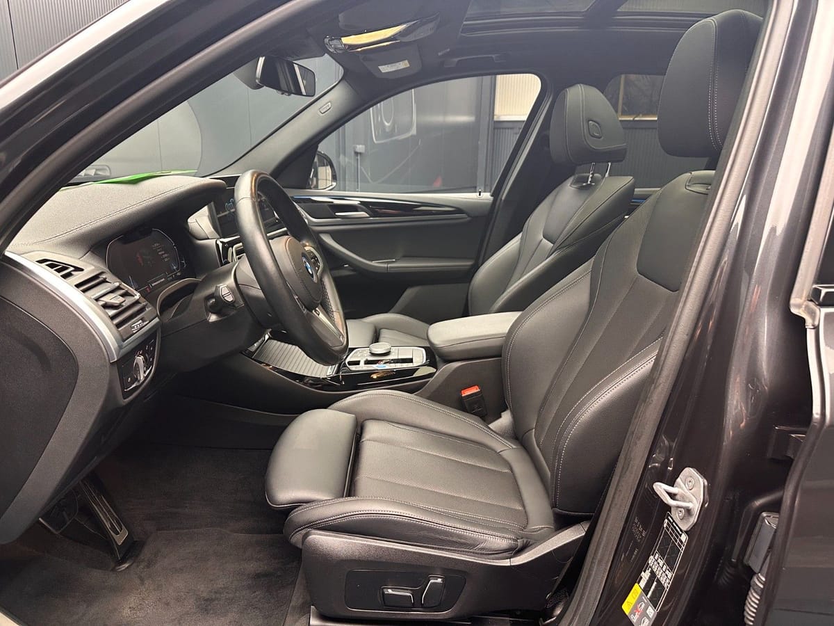 BMW iX3 Inspiring *20Zoll*PANORAMA*AHK*Shadow-Line* foto 16