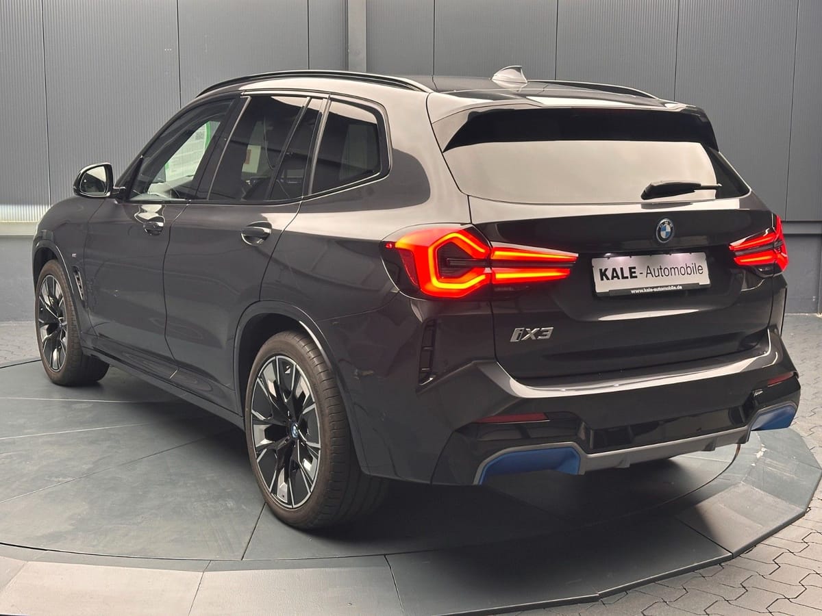 BMW iX3 Inspiring *20Zoll*PANORAMA*AHK*Shadow-Line* foto 3