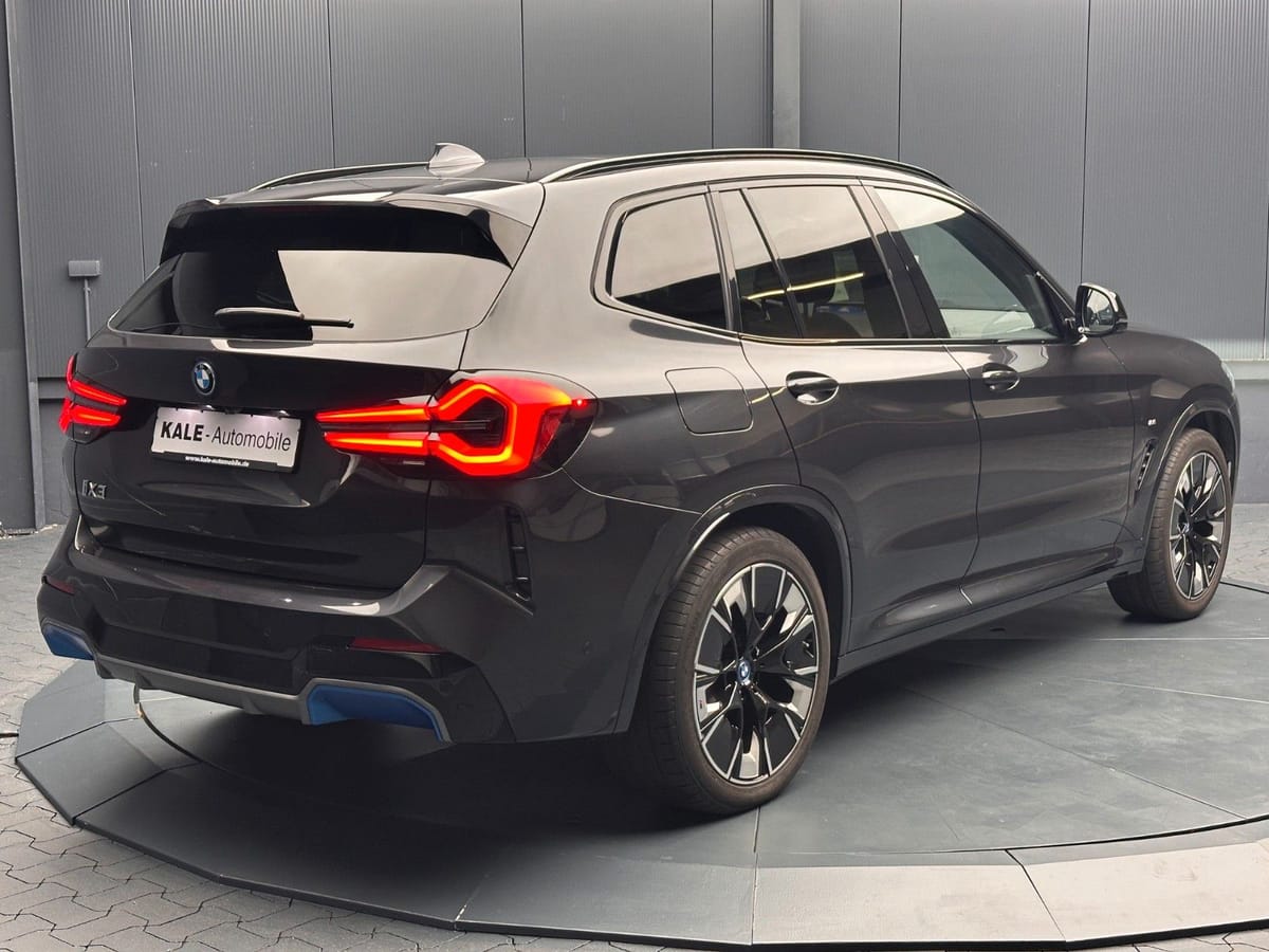 BMW iX3 Inspiring *20Zoll*PANORAMA*AHK*Shadow-Line* foto 5