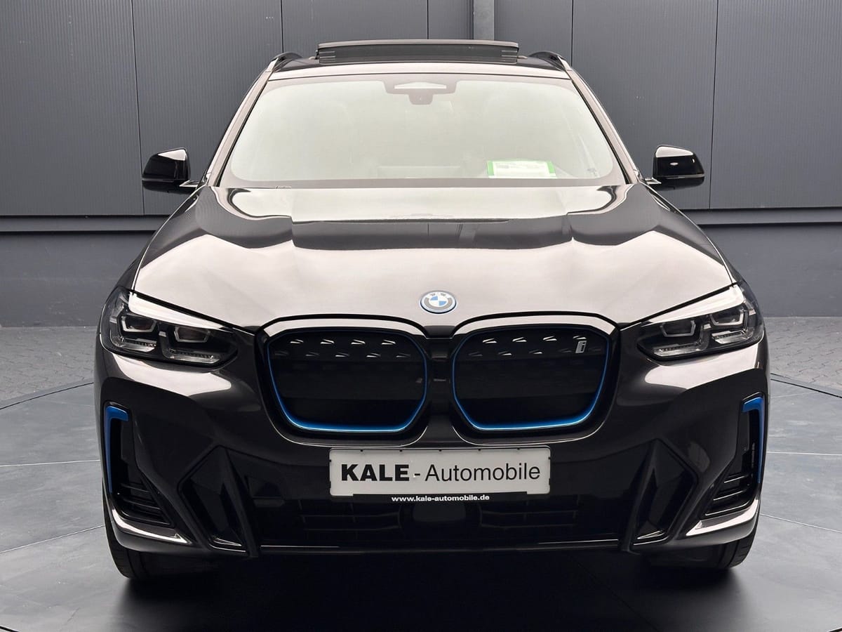 BMW iX3 Inspiring *20Zoll*PANORAMA*AHK*Shadow-Line* foto 8