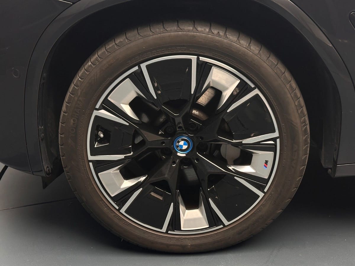 BMW iX3 Inspiring *20Zoll*PANORAMA*AHK*Shadow-Line* foto 9