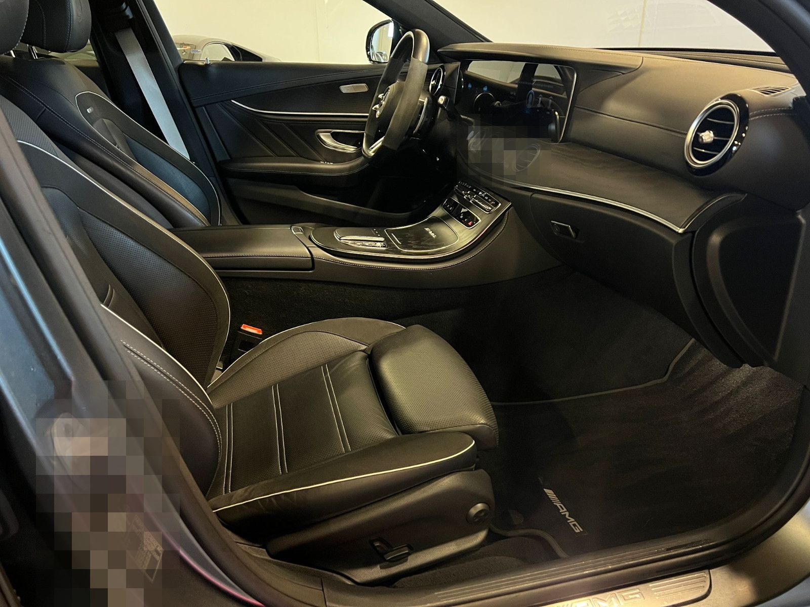 Mercedes-Benz E 63 S AMG 4Matic-AMG-PERFORMANCE-SPORTABGAS.- foto 16