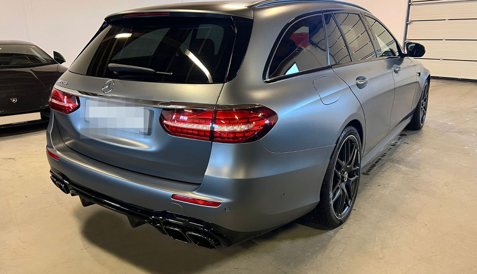 Mercedes-Benz E 63 S AMG 4Matic-AMG-PERFORMANCE-SPORTABGAS.- foto 5