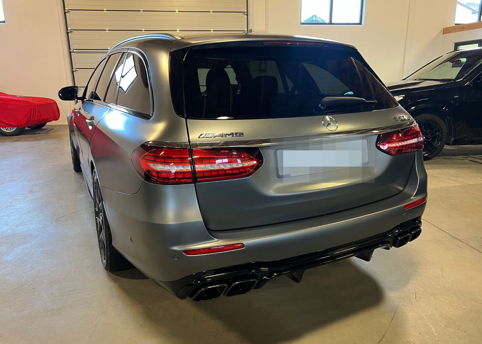Mercedes-Benz E 63 S AMG 4Matic-AMG-PERFORMANCE-SPORTABGAS.- foto 6