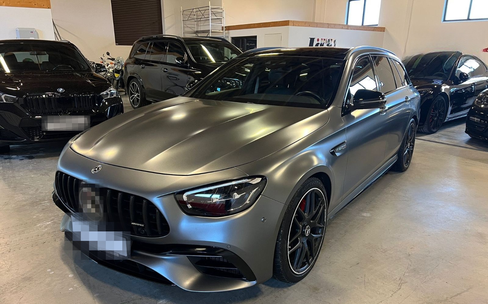 Mercedes-Benz E 63 S AMG 4Matic-AMG-PERFORMANCE-SPORTABGAS.- foto 9