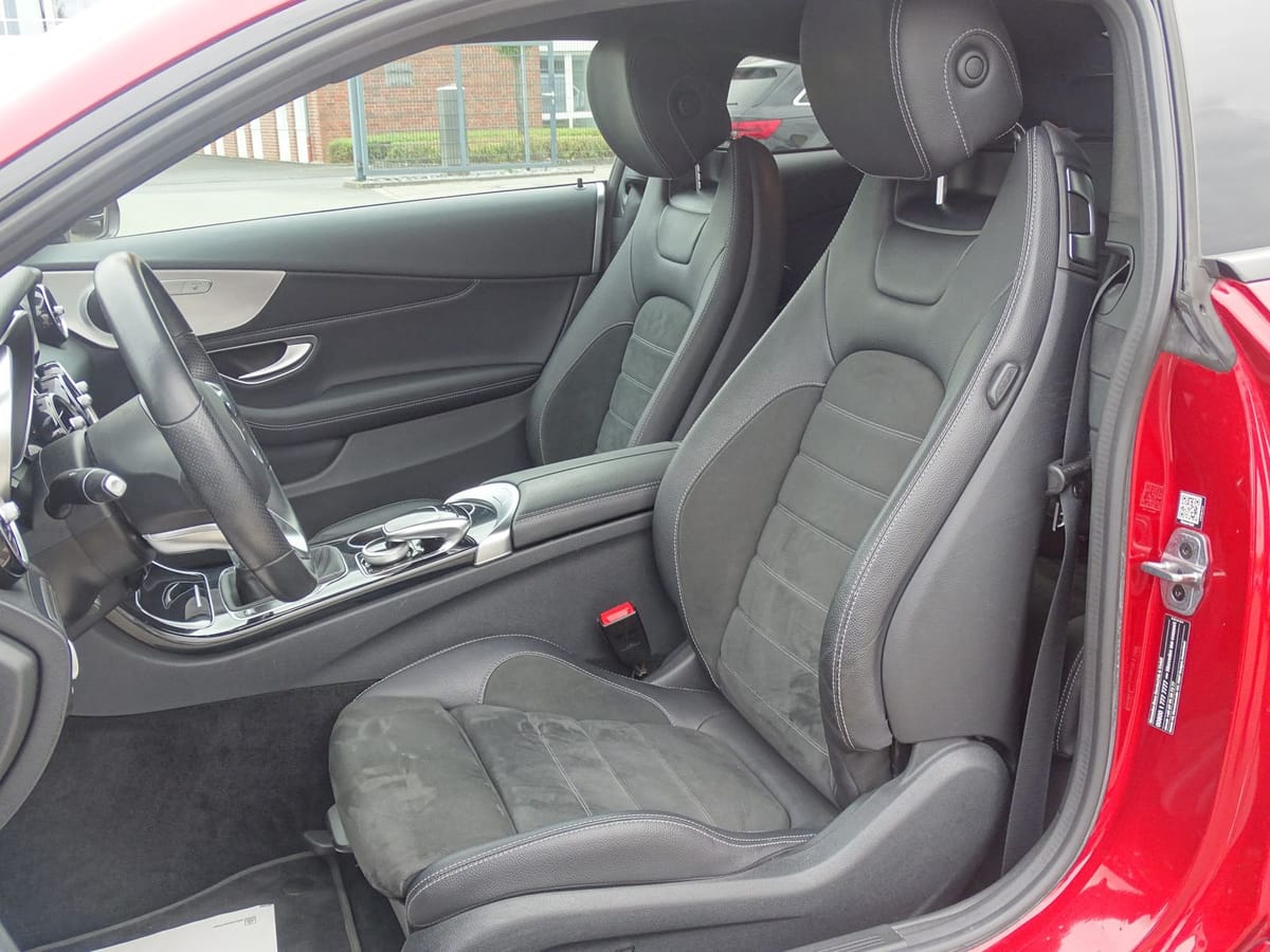 Mercedes-Benz C 180 COUPE*AMG LINE*NAVI*RFK*LED*SHZG*CAR PLAY* foto 12
