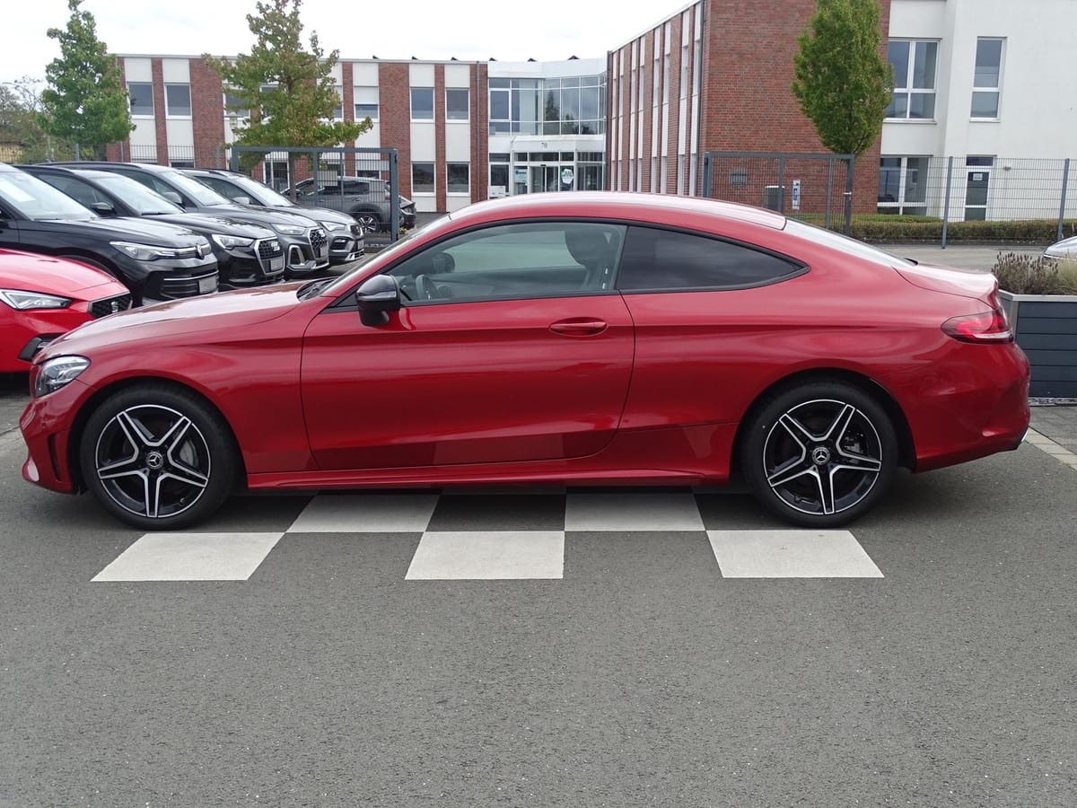 Mercedes-Benz C 180 COUPE*AMG LINE*NAVI*RFK*LED*SHZG*CAR PLAY* foto 8