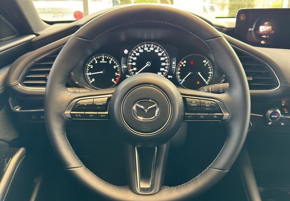 Mazda 3 2.0L e-SKYACTIV X 186ps 6AT FWD Exclusive-line foto 6