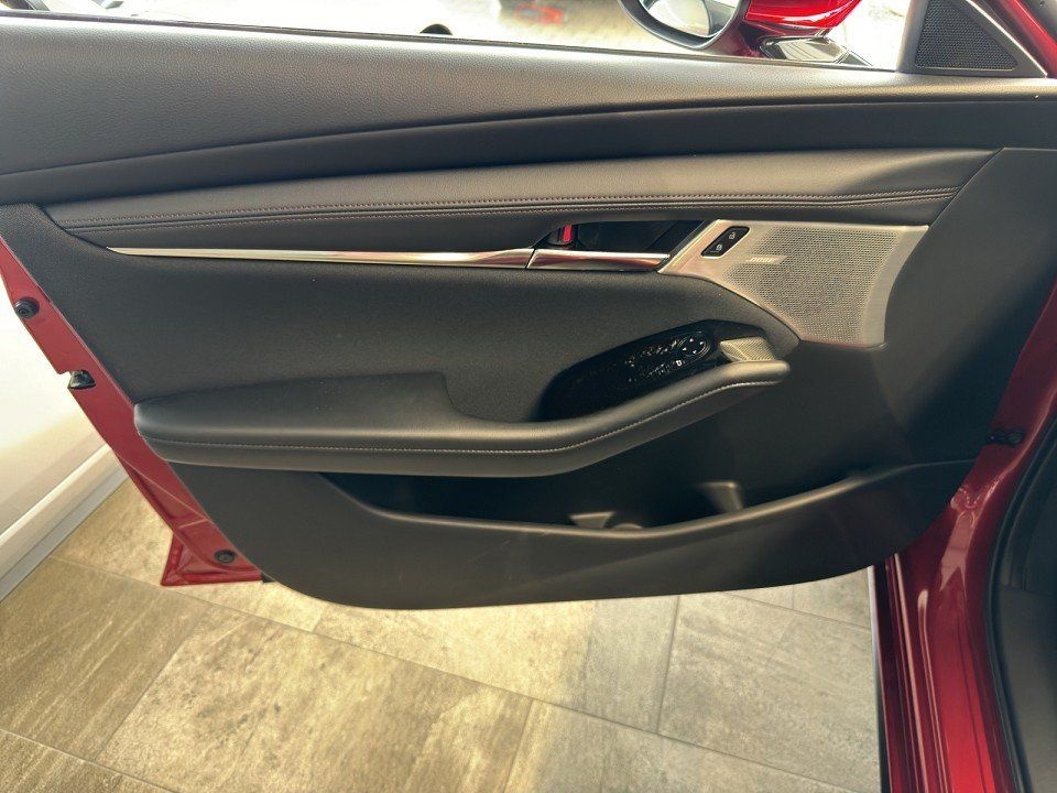 Mazda 3 2.0L e-SKYACTIV X 186ps 6AT FWD Exclusive-line foto 8