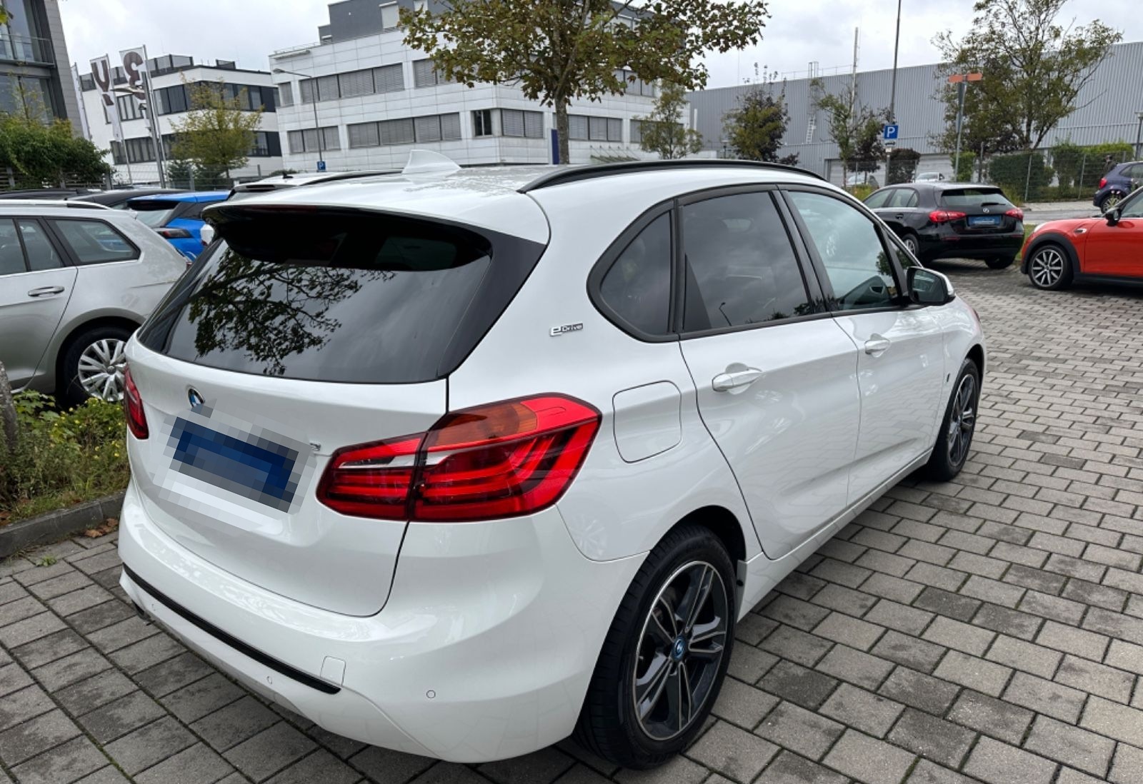 BMW 2 Active Tourer 225 xe Sport Line foto 8