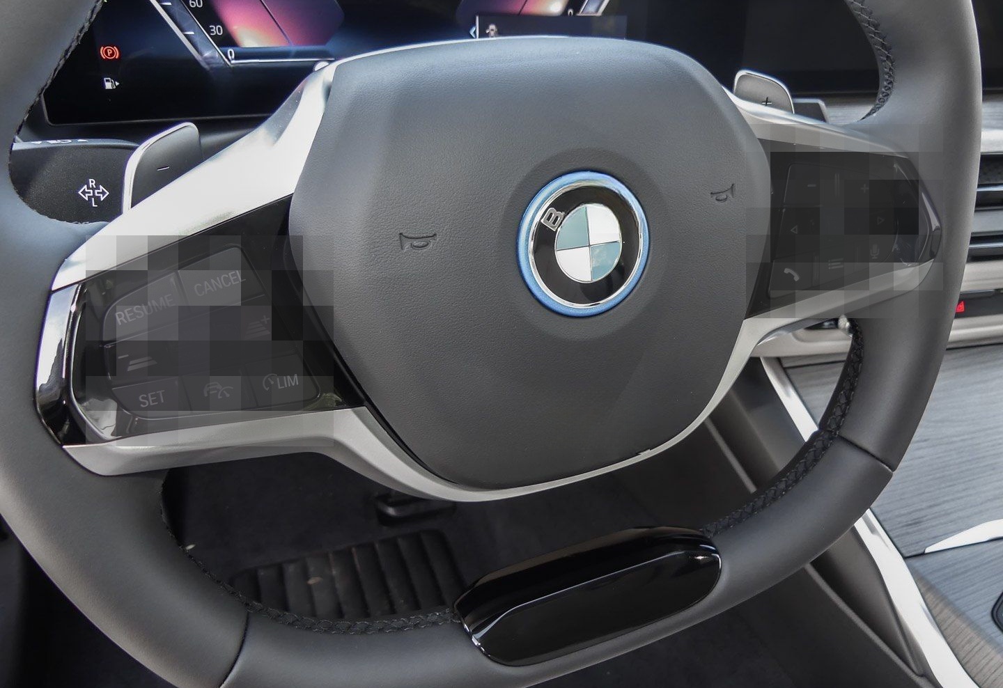 BMW 330e HUD PANO ACC AHK 360°KAM RFK NAVI Standh. foto 9