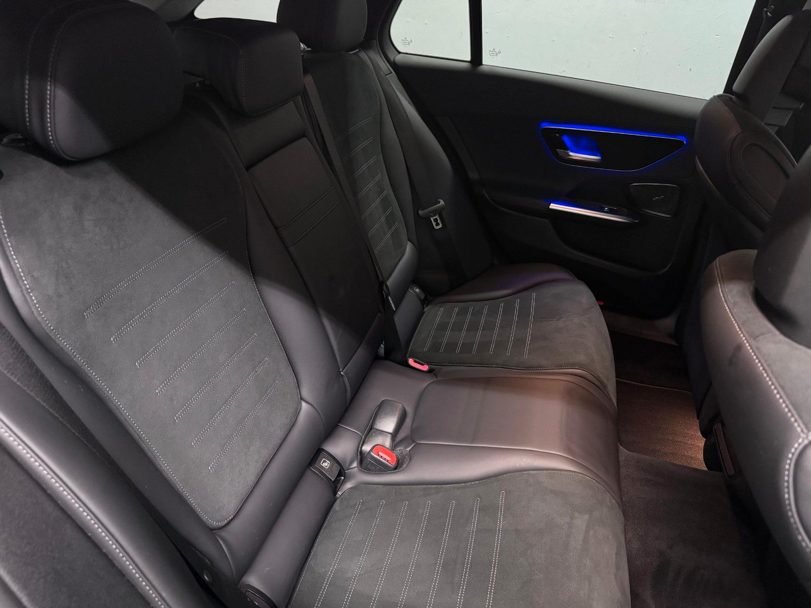 Mercedes-Benz C 300 e T Autom. *AMG-LINE*AHK*NIGHT PAKET*NAVI* foto 23