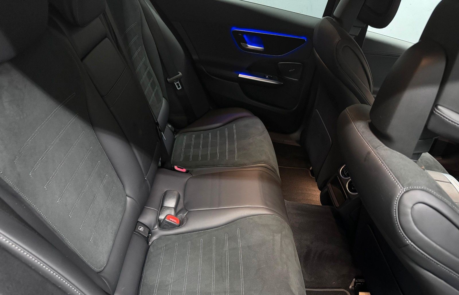 Mercedes-Benz C 300 e T Autom. *AMG-LINE*AHK*NIGHT PAKET*NAVI* foto 24