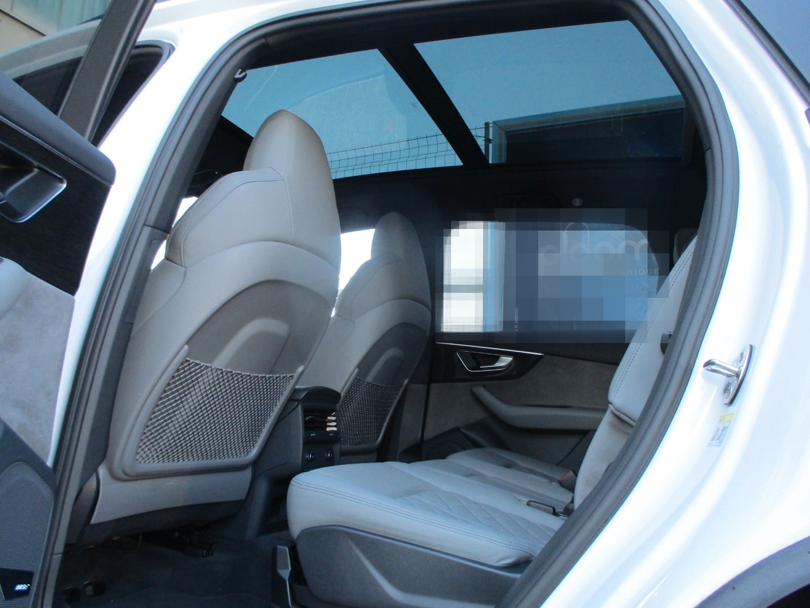 Audi SQ7 4.0 TDI quattro foto 9