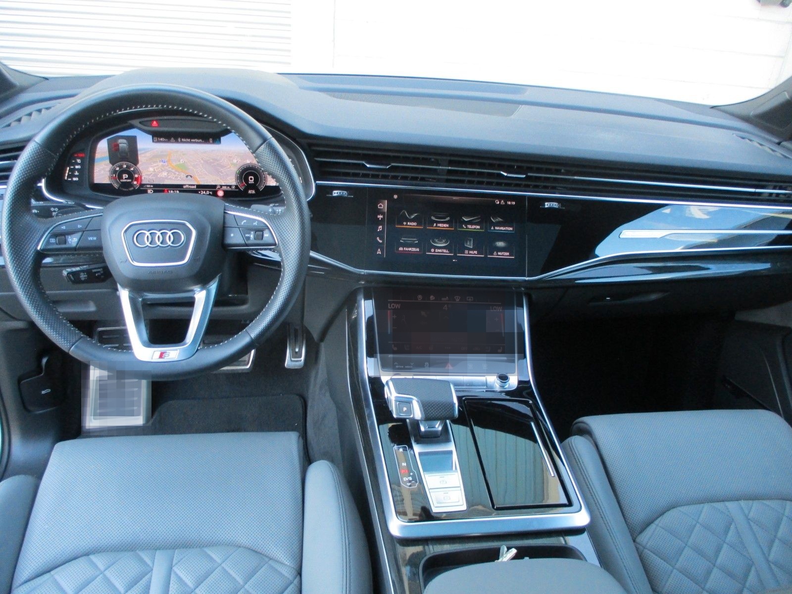 Audi SQ7 4.0 TDI quattro foto 10