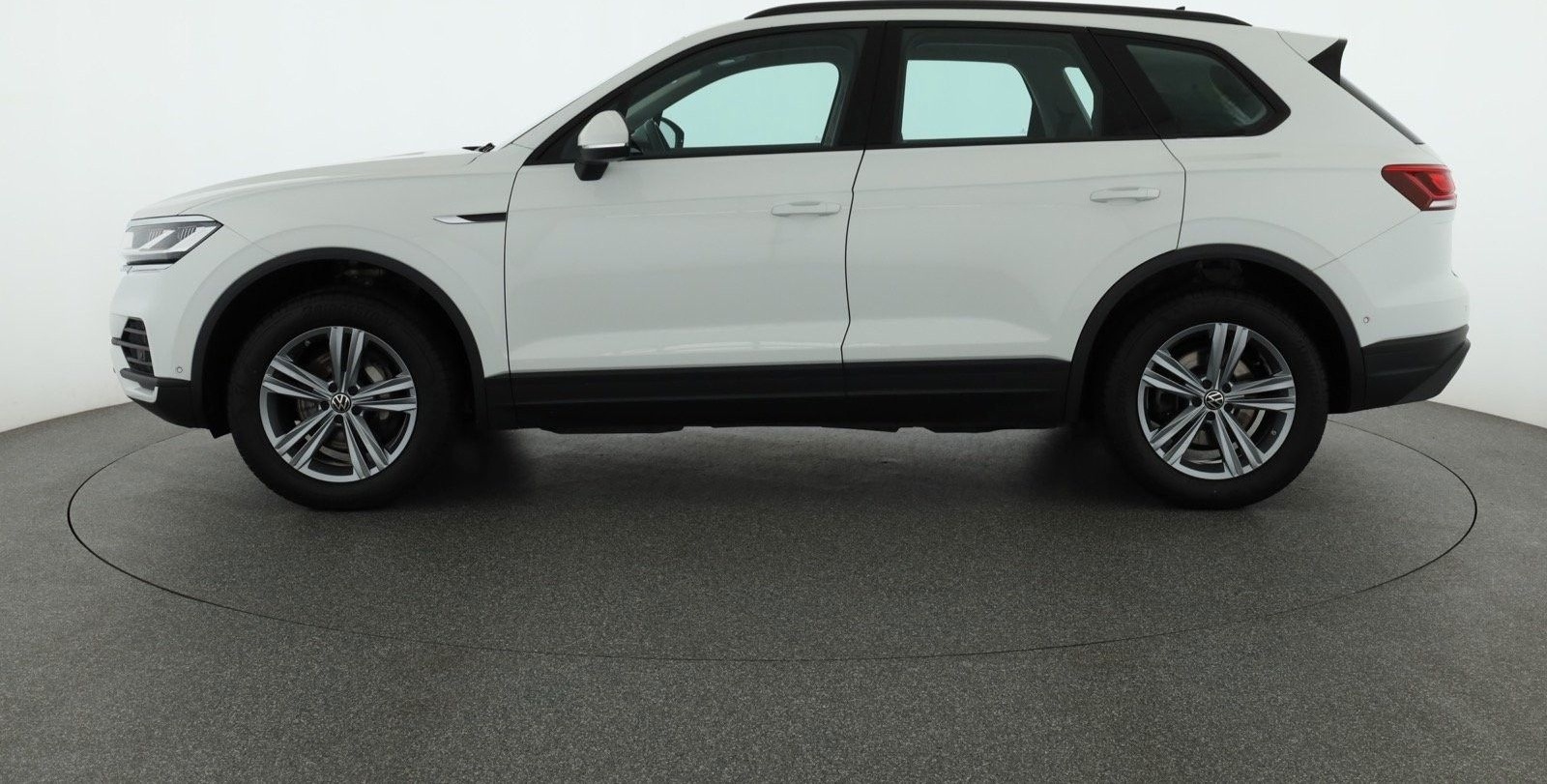 Volkswagen Touareg 3.0 TDI  DSG 4Motion Navi ACC AHK foto 2