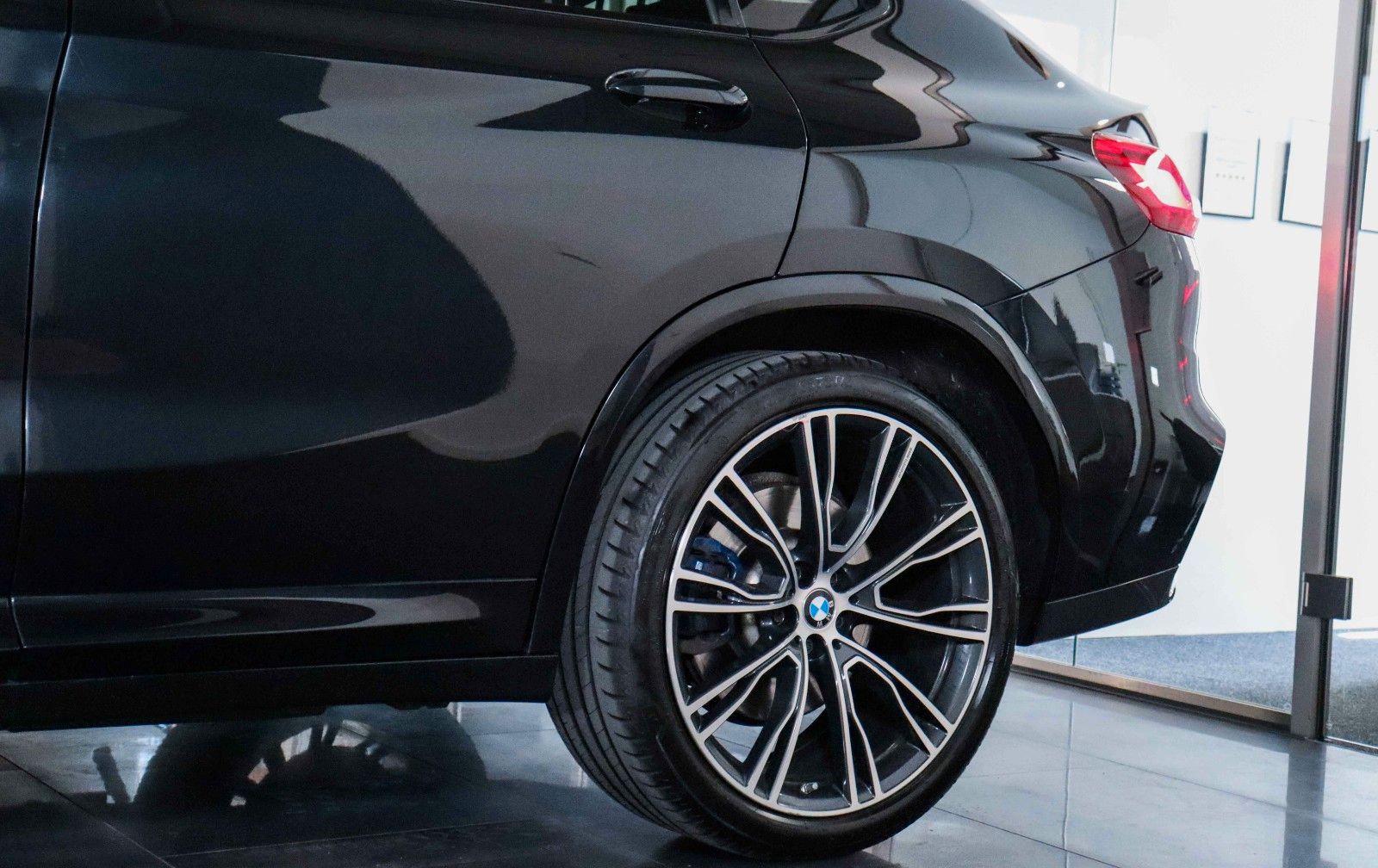 BMW X4 M40i xD NAVI PROF*HuD*SPUR*AHK*KEYLESS*SHADOW foto 11