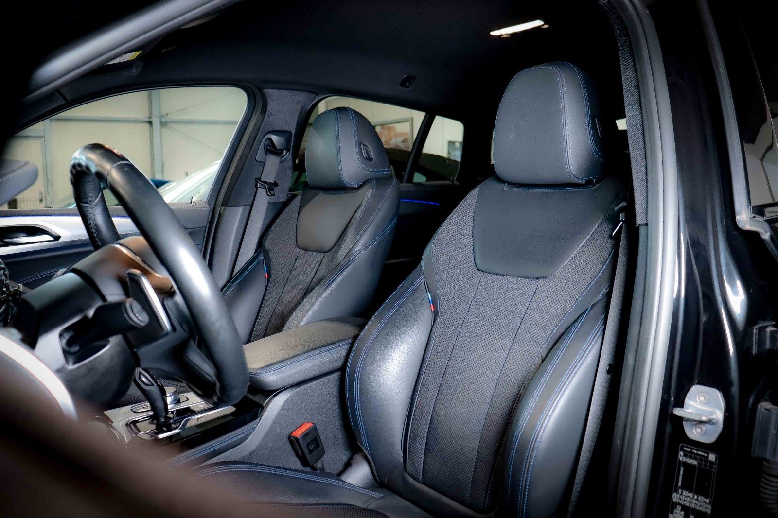 BMW X4 M40i xD NAVI PROF*HuD*SPUR*AHK*KEYLESS*SHADOW foto 14