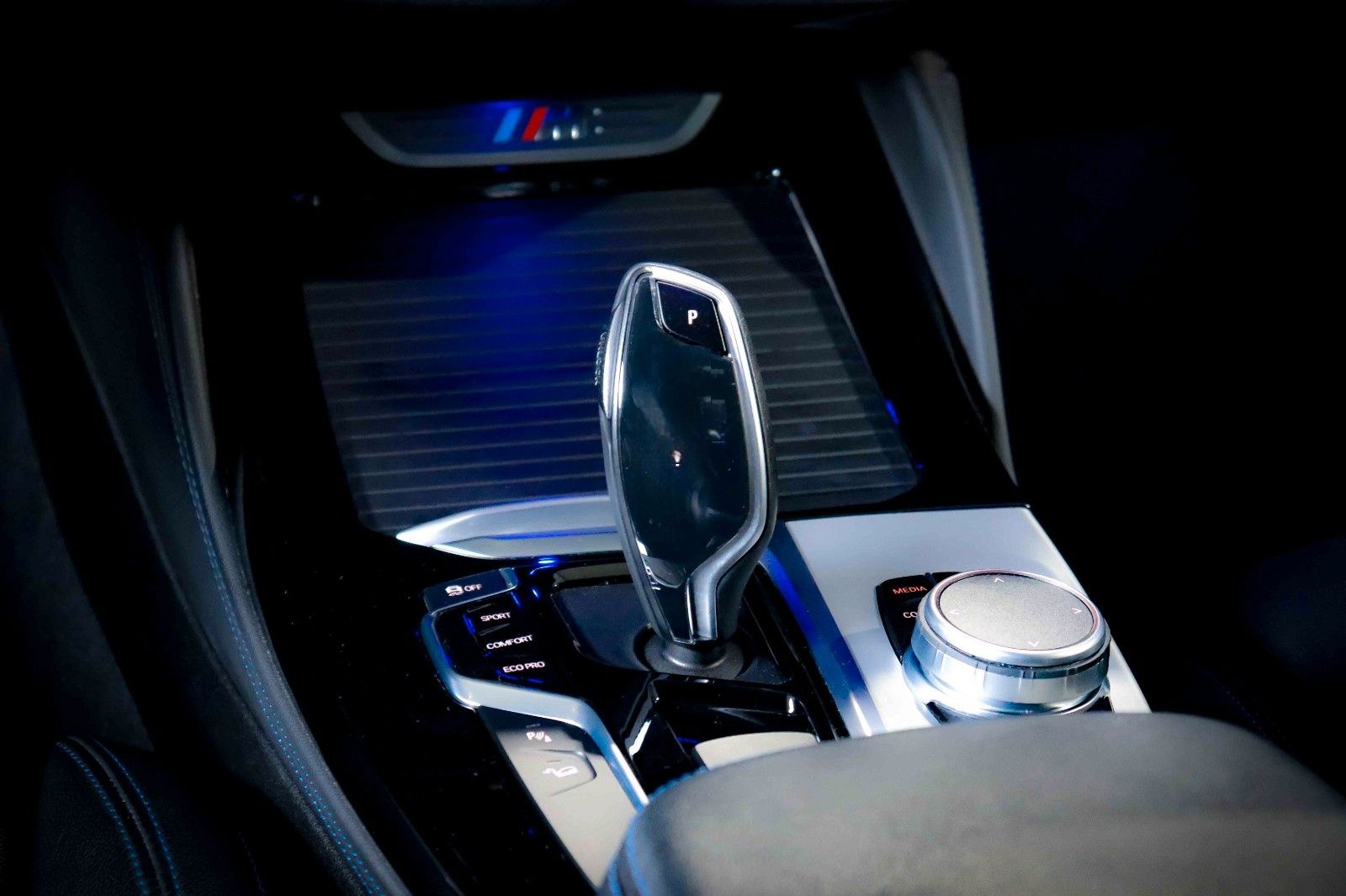 BMW X4 M40i xD NAVI PROF*HuD*SPUR*AHK*KEYLESS*SHADOW foto 21