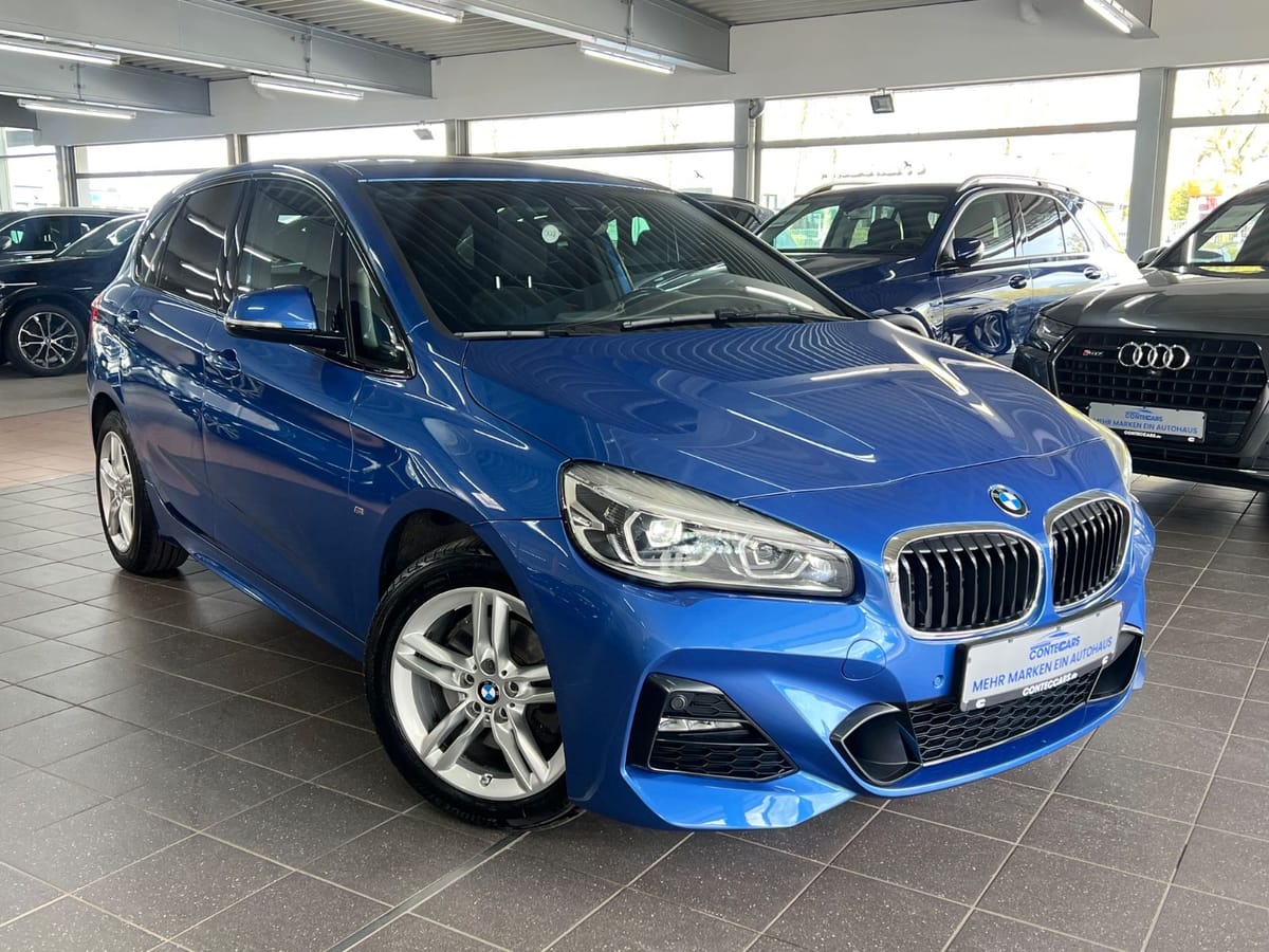 BMW 220d Active Tourer xD LED+Kamera+AHK+DDC+Pano