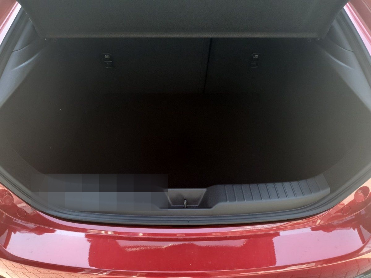 Mazda 3 e-SKYACTIV-X 186 FWD 6AT EXCLUSIVE foto 10