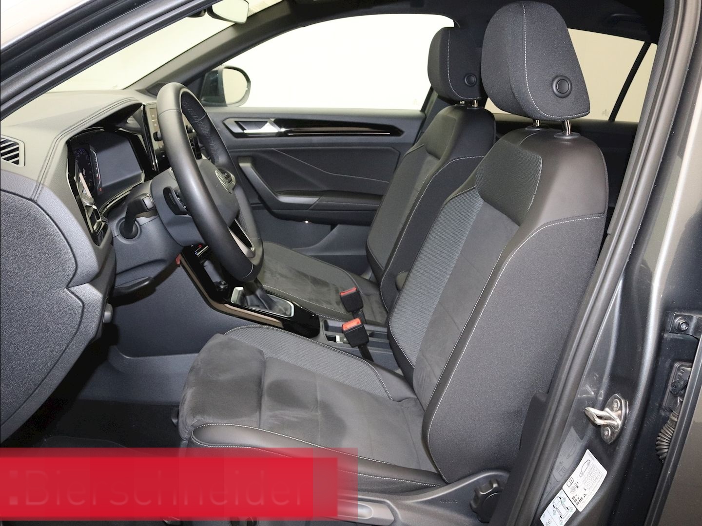 Volkswagen T-Roc 1.5 TSI DSG Black Style AHK NAVI KAMERA foto 12
