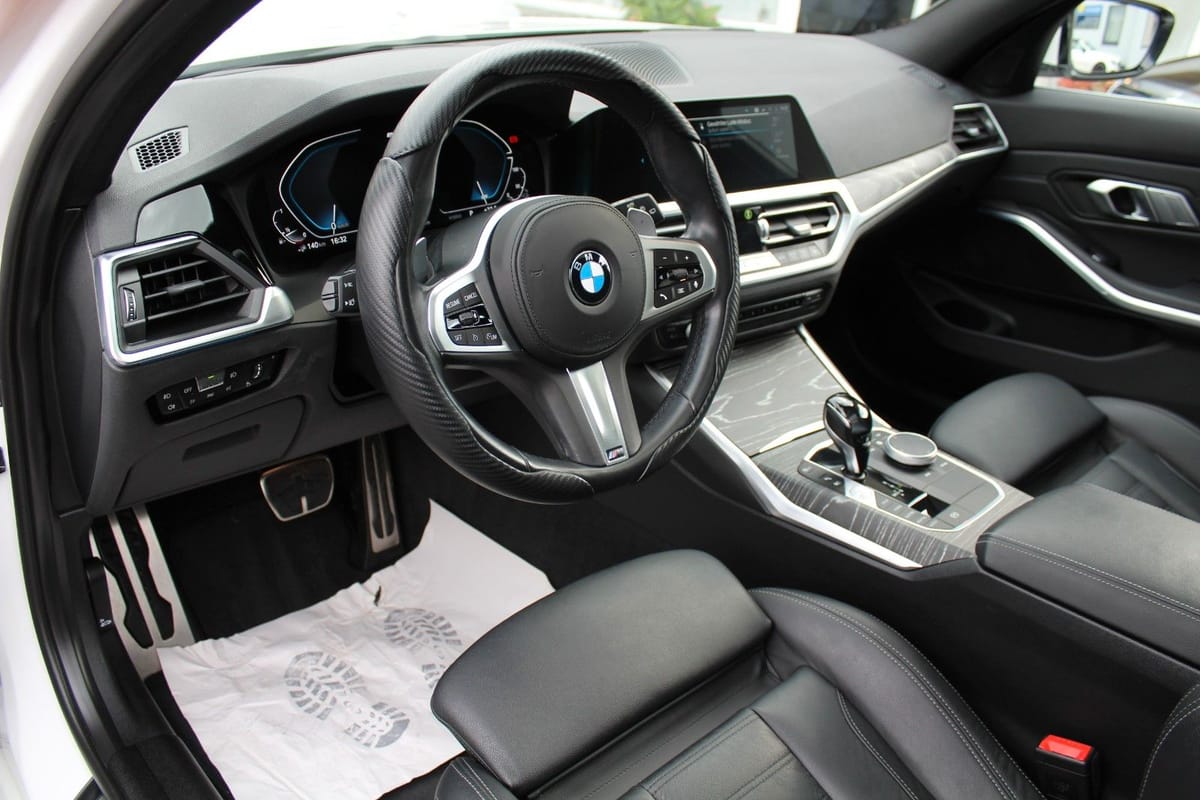 BMW 330e M-SPORTPAKET PANORAMA KAMERA HUD AHK foto 11