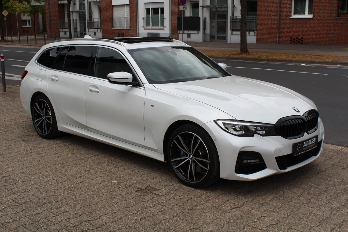 BMW 330e M-SPORTPAKET PANORAMA KAMERA HUD AHK foto 4