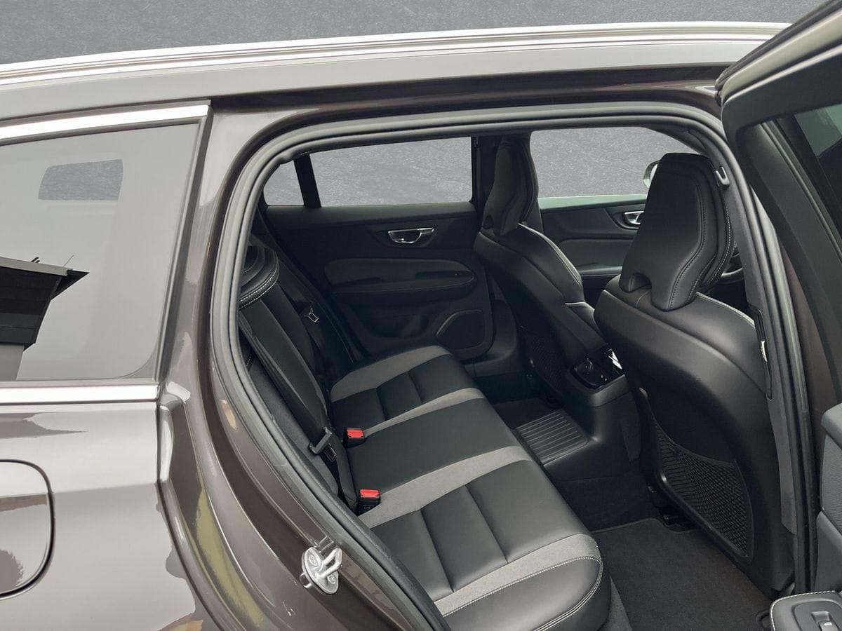 Volvo V60 T6 Plus Bright Plug-In Hybrid AWD AHK foto 7