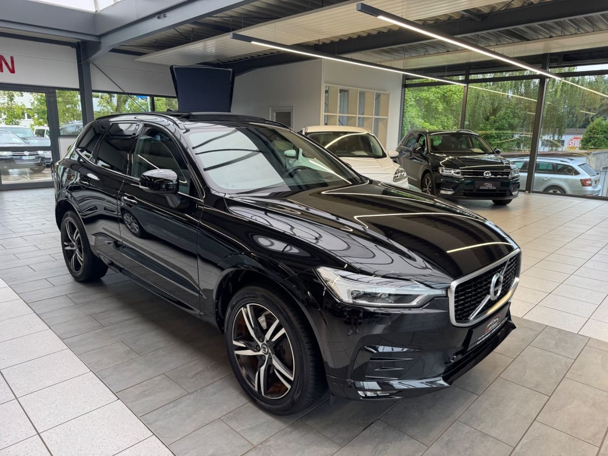 Volvo XC 60 XC60 R Design AWD foto 2