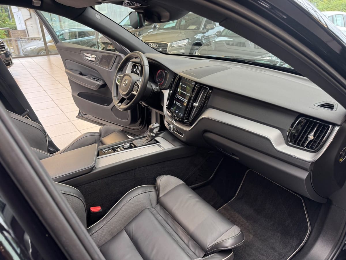 Volvo XC 60 XC60 R Design AWD foto 8