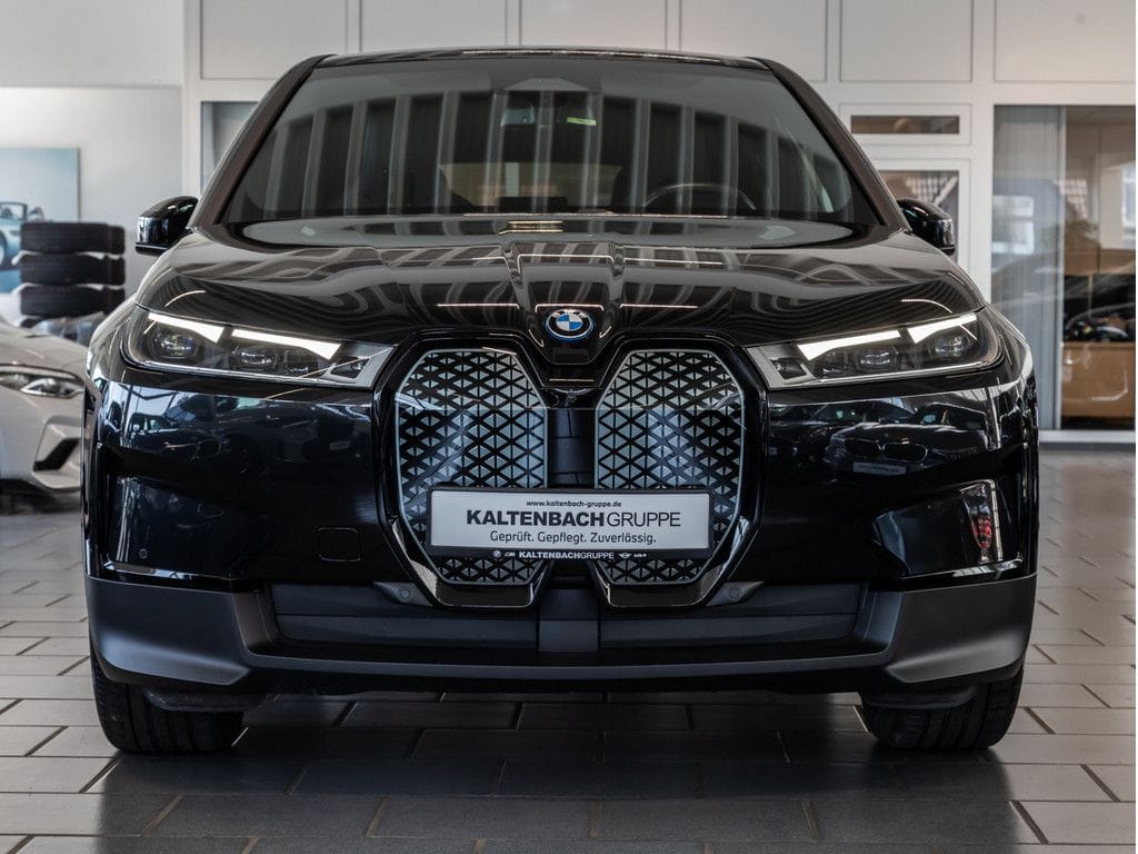 BMW iX xDrive 40 AHK HUD 360° LASER LED ACC NAVI H K foto 4