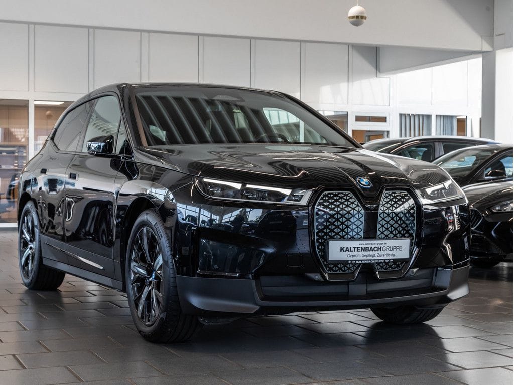 BMW iX xDrive 40 AHK HUD 360° LASER LED ACC NAVI H K foto 5