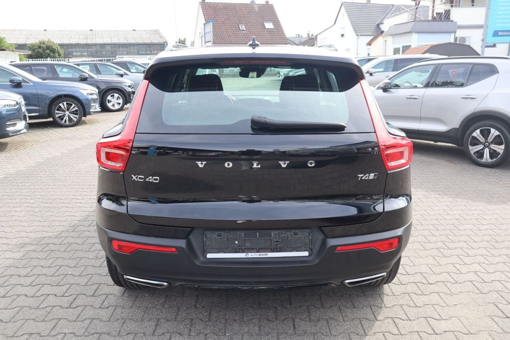 Volvo XC40 T4 AWD Geartronic R-Design NAVI R-CAM BLIS foto 8