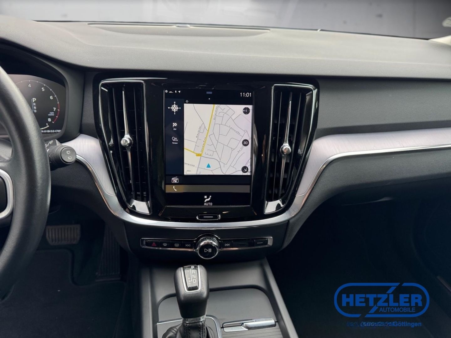 Volvo V60 T6 AWD Geartronic Momentum Business-Paket Na foto 9