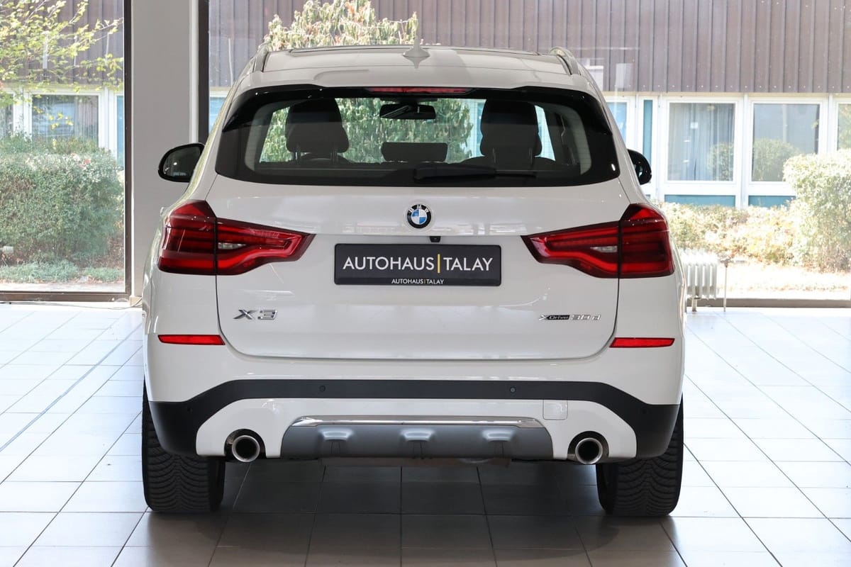 BMW X3 xDrive 30 d Luxury Line Pano HUD 360 foto 4