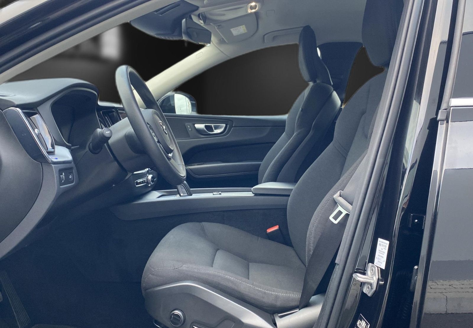 Volvo XC60 ALLRAD Hybrid VollLED*Navi*Kamera*DAB*1Hand foto 10