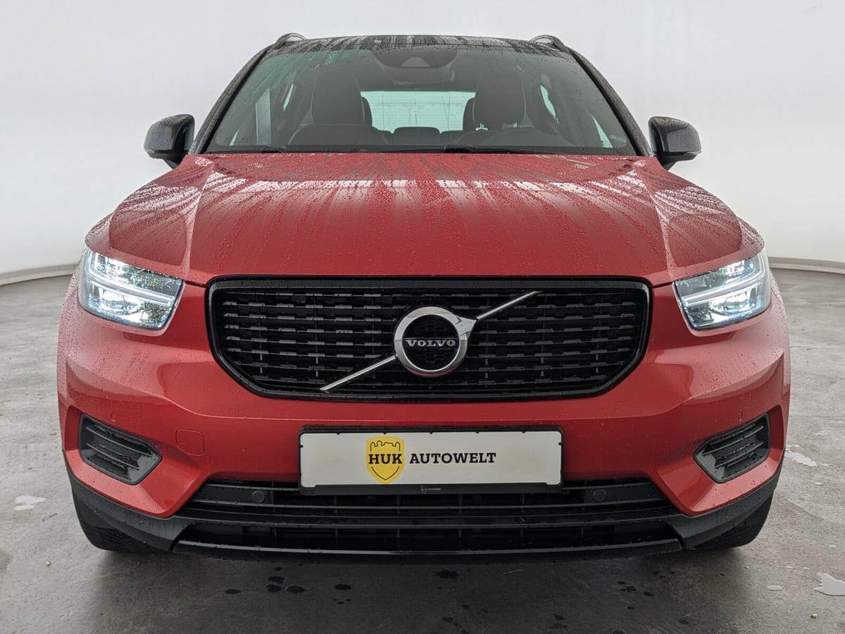 Volvo XC 40 T3 2WD R-Design 6d LED NAVI SHZ RFK foto 2