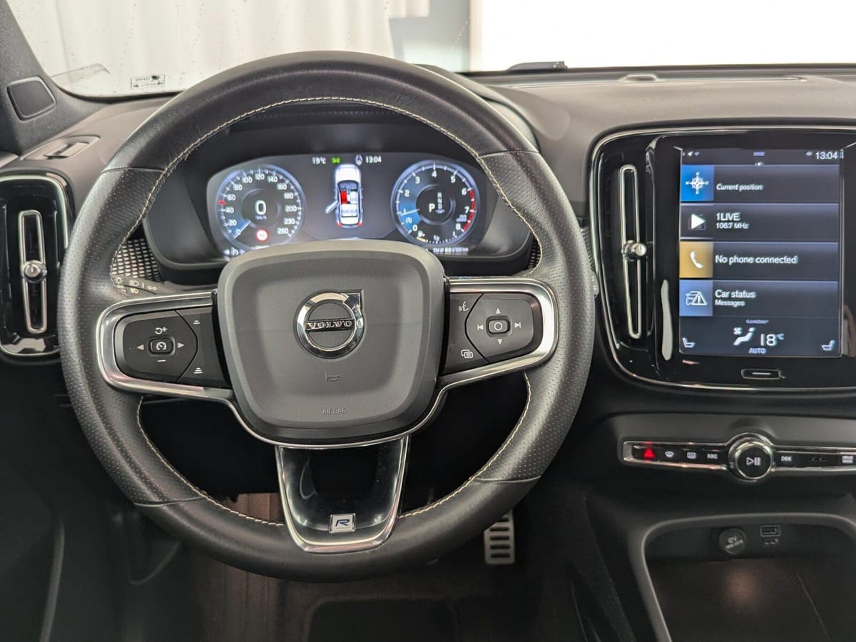 Volvo XC 40 T3 2WD R-Design 6d LED NAVI SHZ RFK foto 19