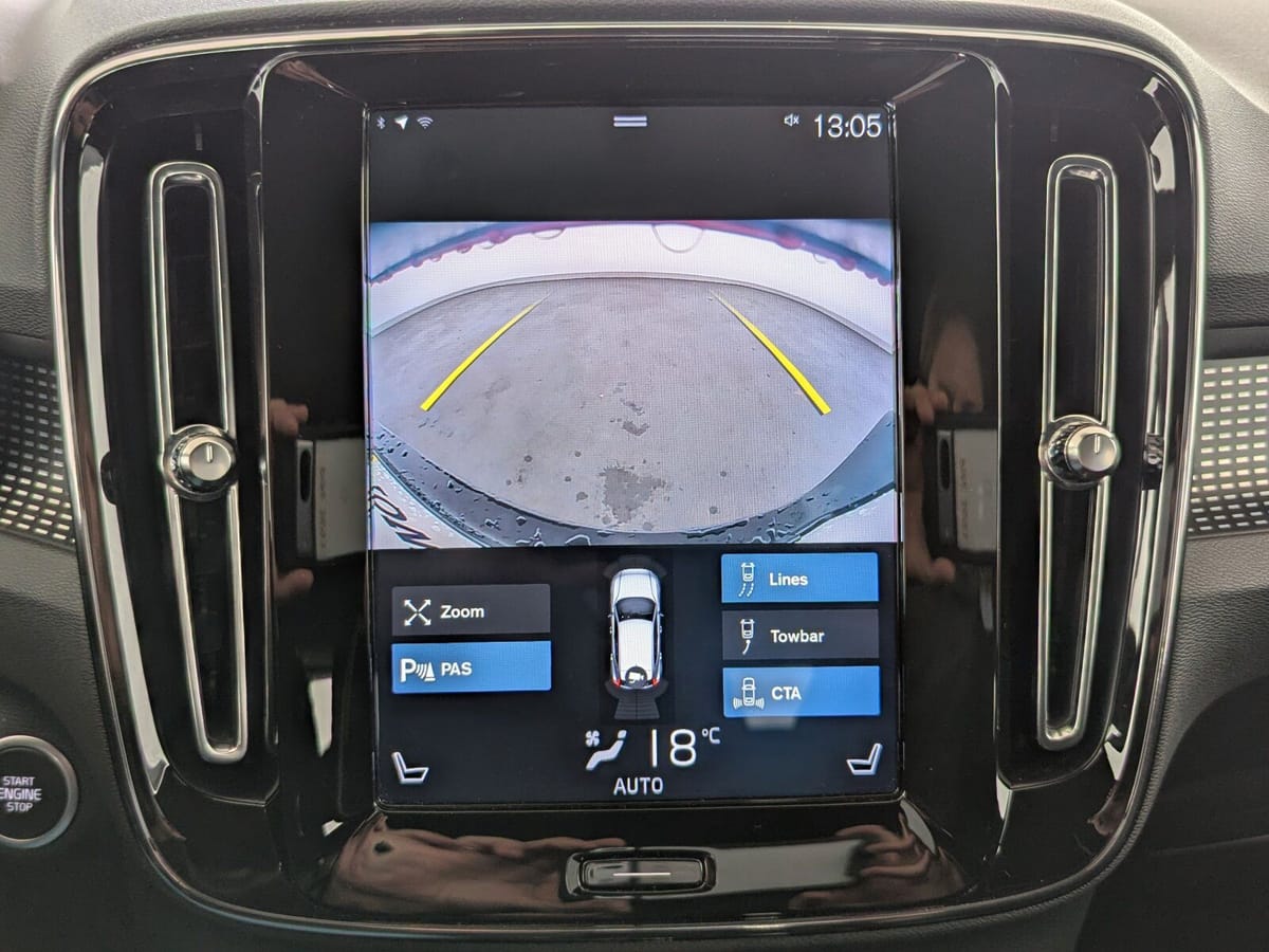 Volvo XC 40 T3 2WD R-Design 6d LED NAVI SHZ RFK foto 21