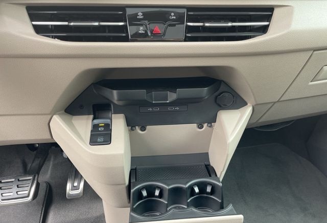 Volkswagen T7 Multivan 2.0 TDI Style DSG+MATRIX+PANO+NAVI foto 23