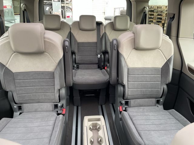 Volkswagen T7 Multivan 2.0 TDI Style DSG+MATRIX+PANO+NAVI foto 24