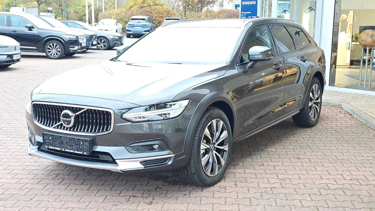 Volvo V90 Cross Country B4 D AWD Plus Auto foto 3