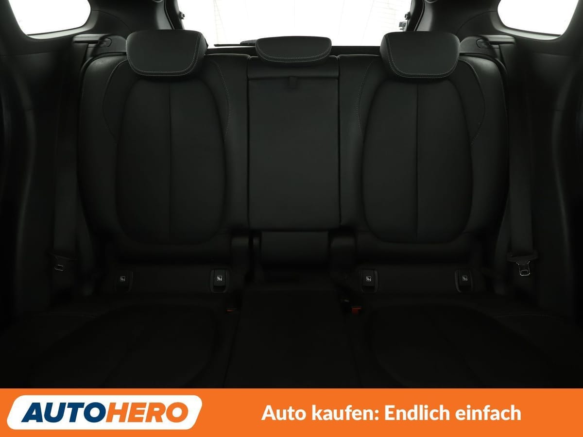 BMW X1 sDrive 20i M Sport Aut. NAVI LED ACC CAM PDC foto 16