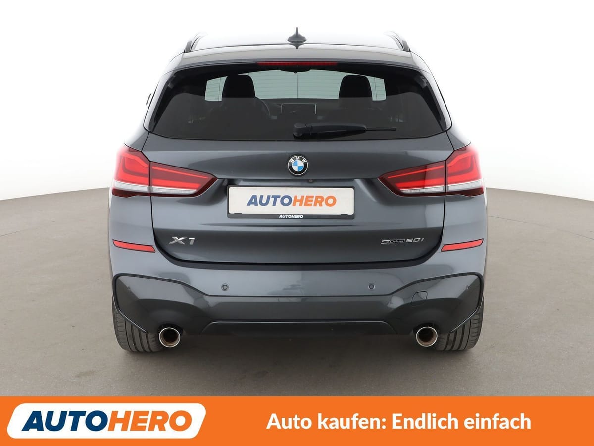 BMW X1 sDrive 20i M Sport Aut. NAVI LED ACC CAM PDC foto 5