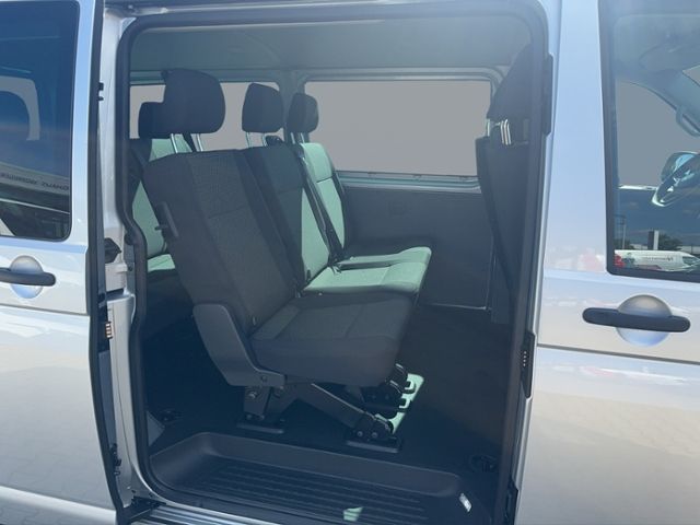 Volkswagen Transporter T6.1 Kombi  Motor: 2,0 l TDI SCR 110 foto 16