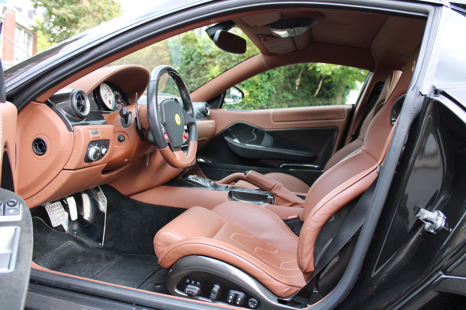 Ferrari 599 GTB HGTE ab Werk BOSE/Dt.-Fzg./LED-Lenkrad foto 6